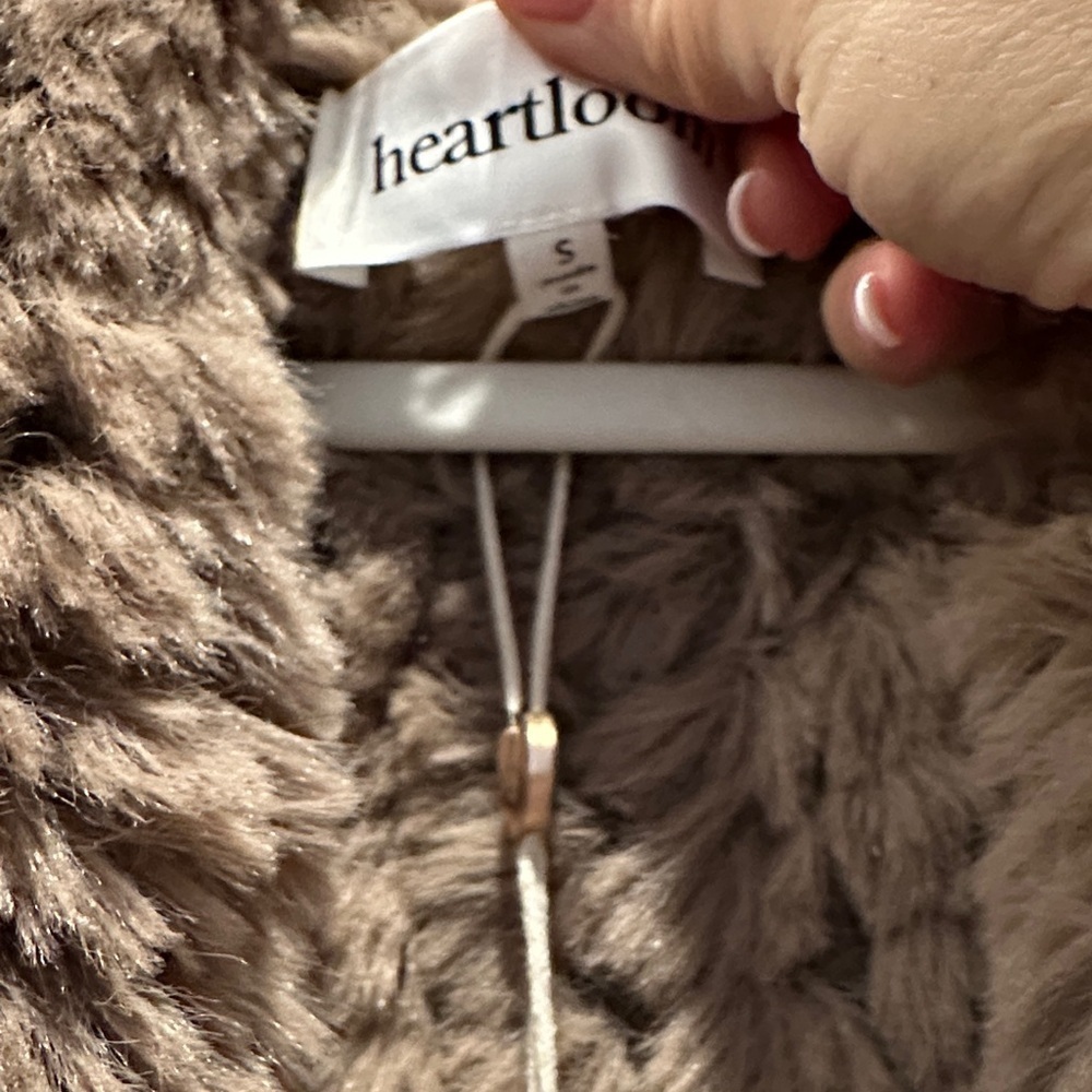 Heartloom Ensley Faux Fur Jacket (Fawn) - Picture 3 of 4